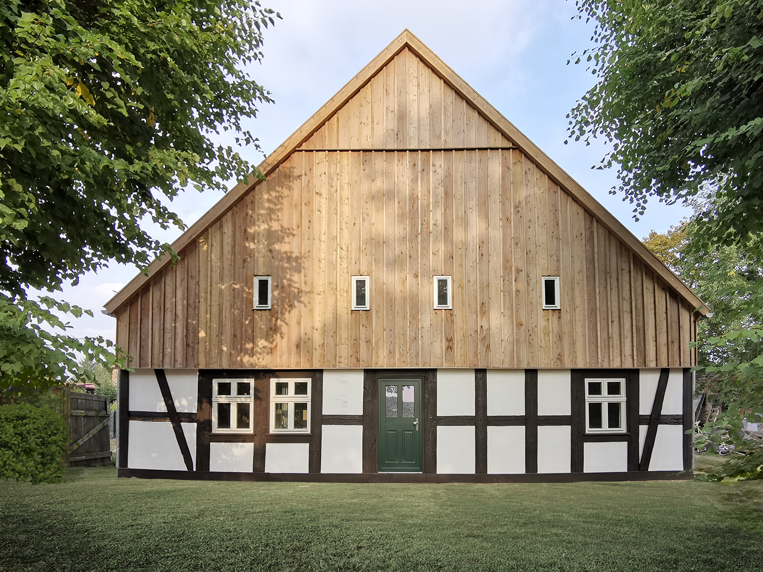 spreeplan-naturhaus-schorfheide-denkmalschutz-fachwerkhaus-oekologische-sanierung-gesund-bauen